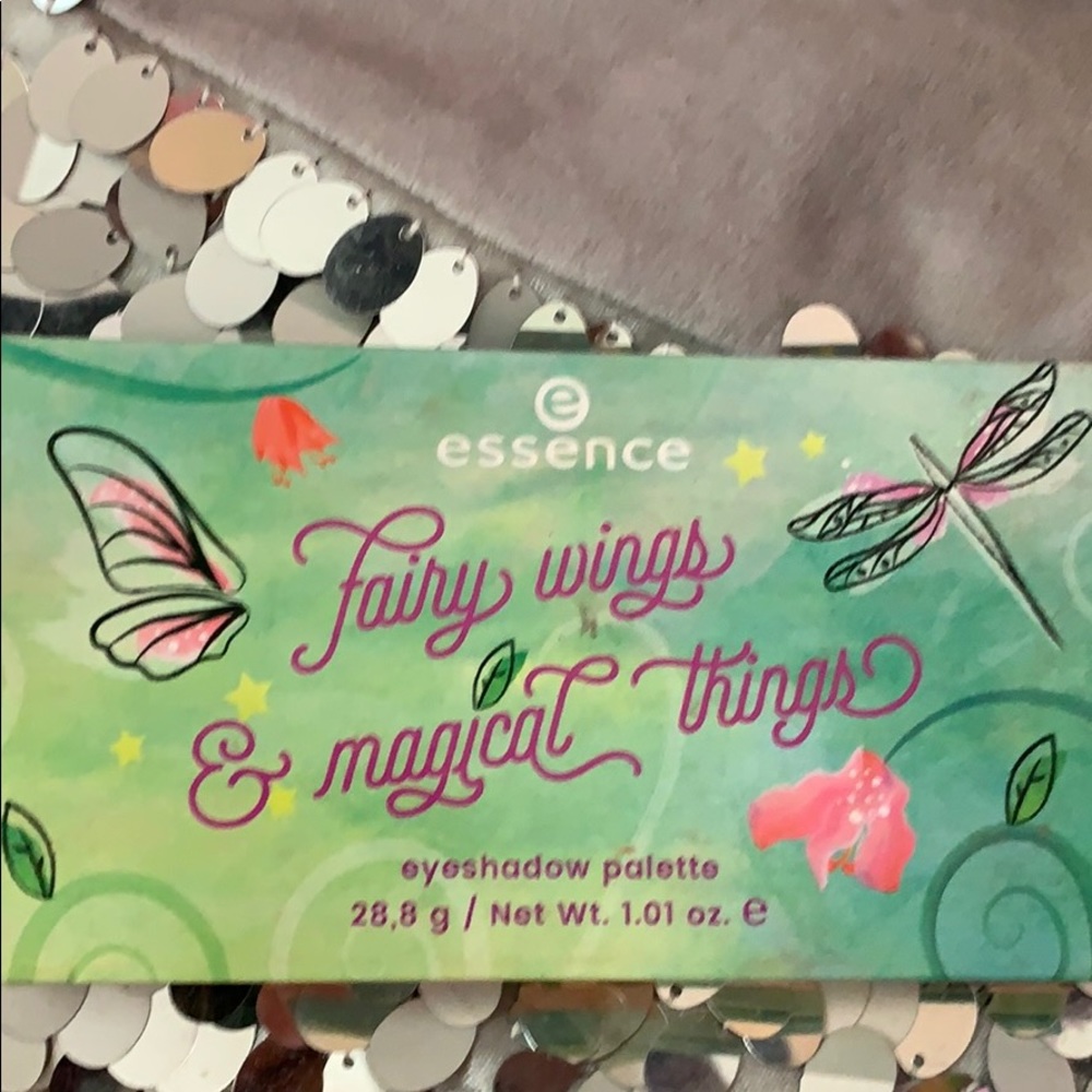 Essence eyeshadow